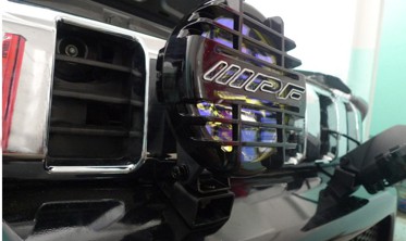 Крепление дополнительного освещения Suzuki Jimny фото