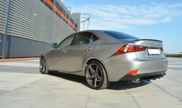 Тюнинговая юбка заднего бампера Lexus IS Mk3 T с вертикальными выступами фото