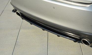 Тюнинговая юбка заднего бампера Lexus IS Mk3 T с вертикальными выступами фото