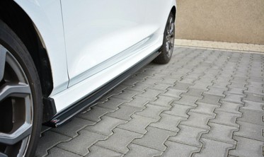 Боковые диффузоры (накладки) под пороги Ford Fiesta Mk8 ST / ST-line фото