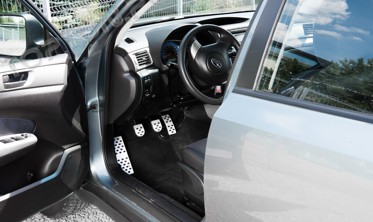 накладки на педали Subaru Outback / Subaru Impreza / Subaru Forester / Toyota RAV4 (механ.) фото