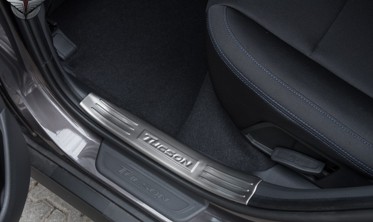 накладки на пороги Hyundai Tucson внутренние фото