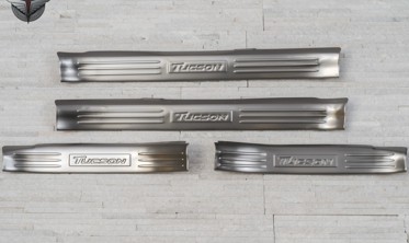 накладки на пороги Hyundai Tucson внутренние фото