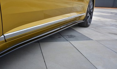 Тюнинговые накладки боковых порогов Volkswagen Arteon фото