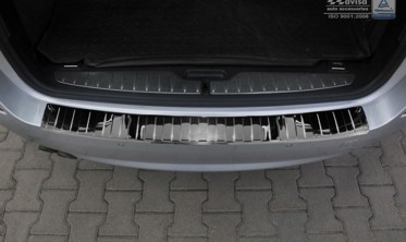 Защитная накладка на бампер BMW 5 F11 (черная глянцевая) фото