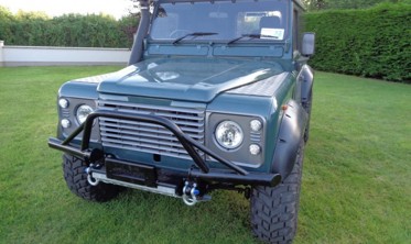 Силовий трубчастий передній бампер Land Rover Defender 90/110/130 (1990-2016) фото