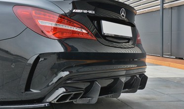 Центральный диффузор заднего бампера Mercedes CLA A45 AMG C117 Facelift вер.1 фото