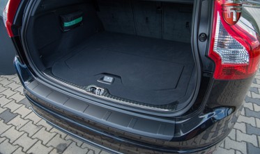 захисна накладка на багажник Volvo XC60 рестайл фото