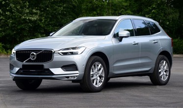 защитная накладка с загибом на край бампера Volvo XC60 II черная фото