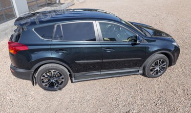 пороги (подножки боковые) Toyota Rav4 OEM (черные) фото