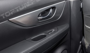 внутренние накладки вокруг ручек Nissan X-Trail фото