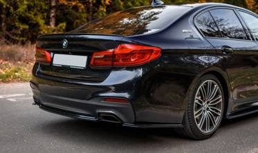 Центральный диффузор заднего бампера BMW 5 G30 / G31 M-Pack фото