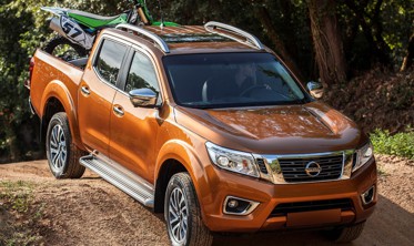 алюмінієві рейлінги на дах Nissan Navara NP300 фото