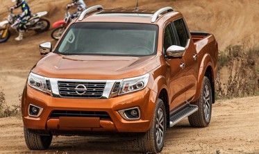 алюмінієві рейлінги на дах Nissan Navara NP300 фото