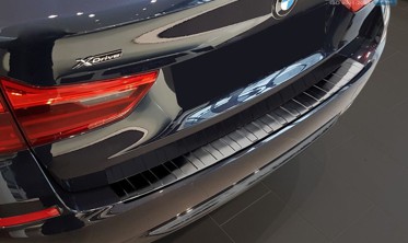 защитная накладка на бампер с загибом BMW 5 G31 (черная) фото