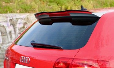 Накладка на спойлер Audi RS3 8P фото
