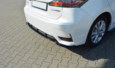 Центральный диффузор заднего бампера Lexus CT Mk1 Facelift (без вертикальных ребер) фото