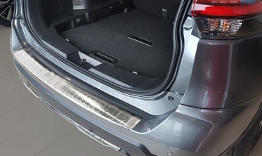 защитная накладка на бампер с загибом Nissan X-Trail 3 (T32) рест. фото
