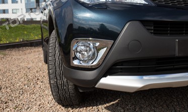 хром накладки протитуманок передніх та задніх Toyota Rav4 фото