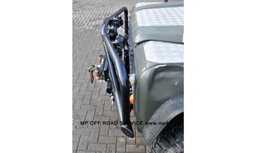 Силовий передній бампер Land Rover Defender 90/110/130 (1990-2016) фото