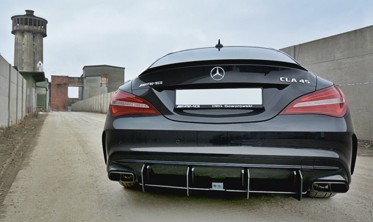 Центральна накладка заднього бампера Mercedes CLA A45 AMG C117 рестайл вер.2 фото