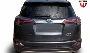 накладка на крышку багажника с вырезом под значек Toyota RAV4 (верхняя) фото