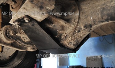 Защита головки заднего моста Land Rover Discovery 2 фото