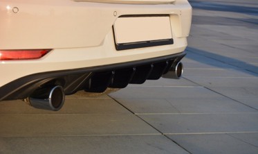 Передний тюнинг диффузор на бампер Volkswagen Golf VII версия GTI рестайл  фото