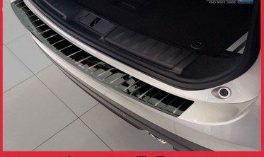 Захисна накладка на бампер Jaguar F-Pace (чорна глянсова) фото