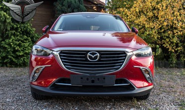 хром накладки на передні протитуманні фари MAZDA CX-3 фото