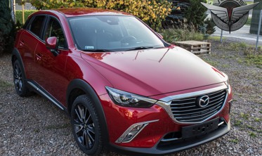 хром накладки на передні протитуманні фари MAZDA CX-3 фото