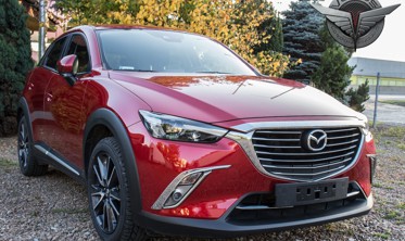 хром накладки на передні протитуманні фари MAZDA CX-3 фото