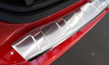 Захисна накладка на бампер із загином Jaguar E-Pace фото