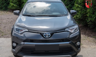 хром накладка переднього бампера Toyota Rav4 фото
