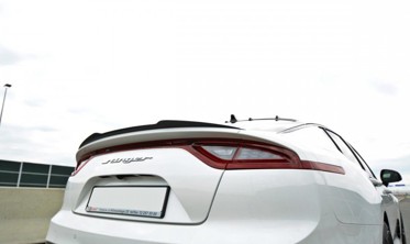 Спойлер кришки багажника Kia Stinger GT фото
