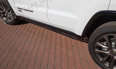 Електричні бічні пороги Jeep Grand Cherokee фото