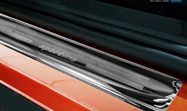 Накладки на пороги Volkswagen T-Roc з написом Sportline (чорні глянсові) фото
