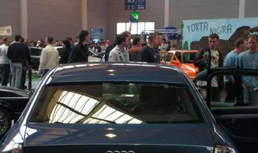 Накладка на заднее стекло (бленда) Audi A4 B6 фото