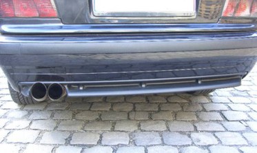 Дифузор заднього бампера BMW E36 стиль М3 фото
