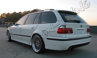 Бампер задний BMW E39 Touring, M-PAKIET (с вырезами под парктроники) фото