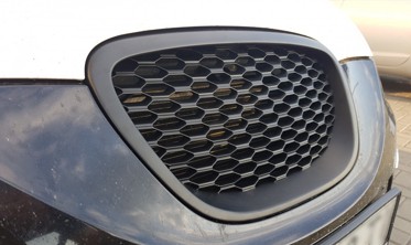 Решітка радіатора Seat Leon / Altea / Toledo honeycomb стиль фото