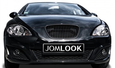 Решітка радіатора без емблеми Seat Leon 2 рестайлінг фото