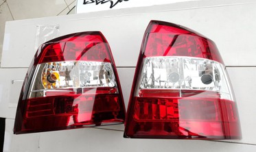 Нові ліхтарі задні OPEL ASTRA G хетчбек фото