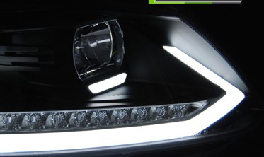 Лінзовані передні фари VOLKSWAGEN TOURAN II чорні з діодами фото