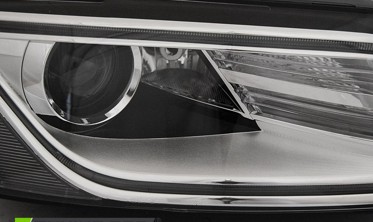 Передние тюнинговые фары AUDI Q5 рестайл с DRL фото