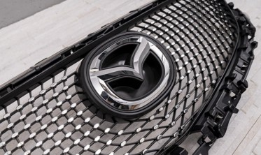 Тюнинговая решетка радиатора Mazda 6 III GJ 2012-2014 DIAMOND style фото