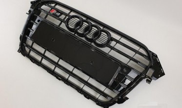 черная решетка радиатора в стиле S-line AUDI A4 B8 рестайл фото