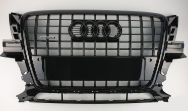 черная радиаторная решетка для AUDI Q5 8R в стиле S-line (2008-2012) фото