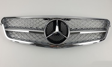 Хромована решітка Mercedes C-Class W204 (SL Chrome) фото
