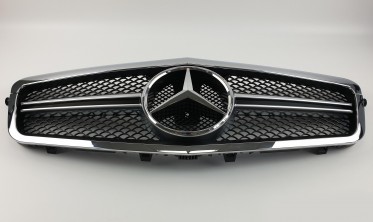 Центральная решетка в стиле AMG для Mercedes E-Class W212 (2009-2013) фото